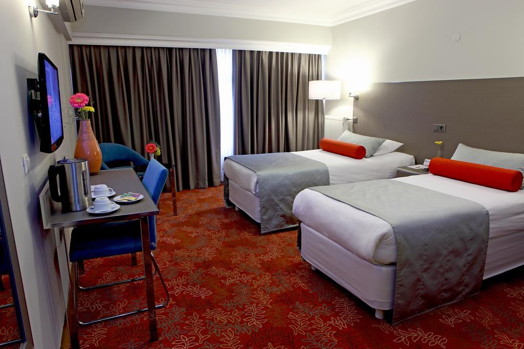 Arma Hotel Manisa Rum bild